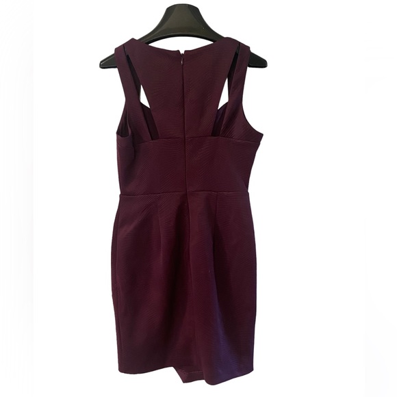 GUESS Sweetheart-Neck Sheath Dress - Picture 3 of 6